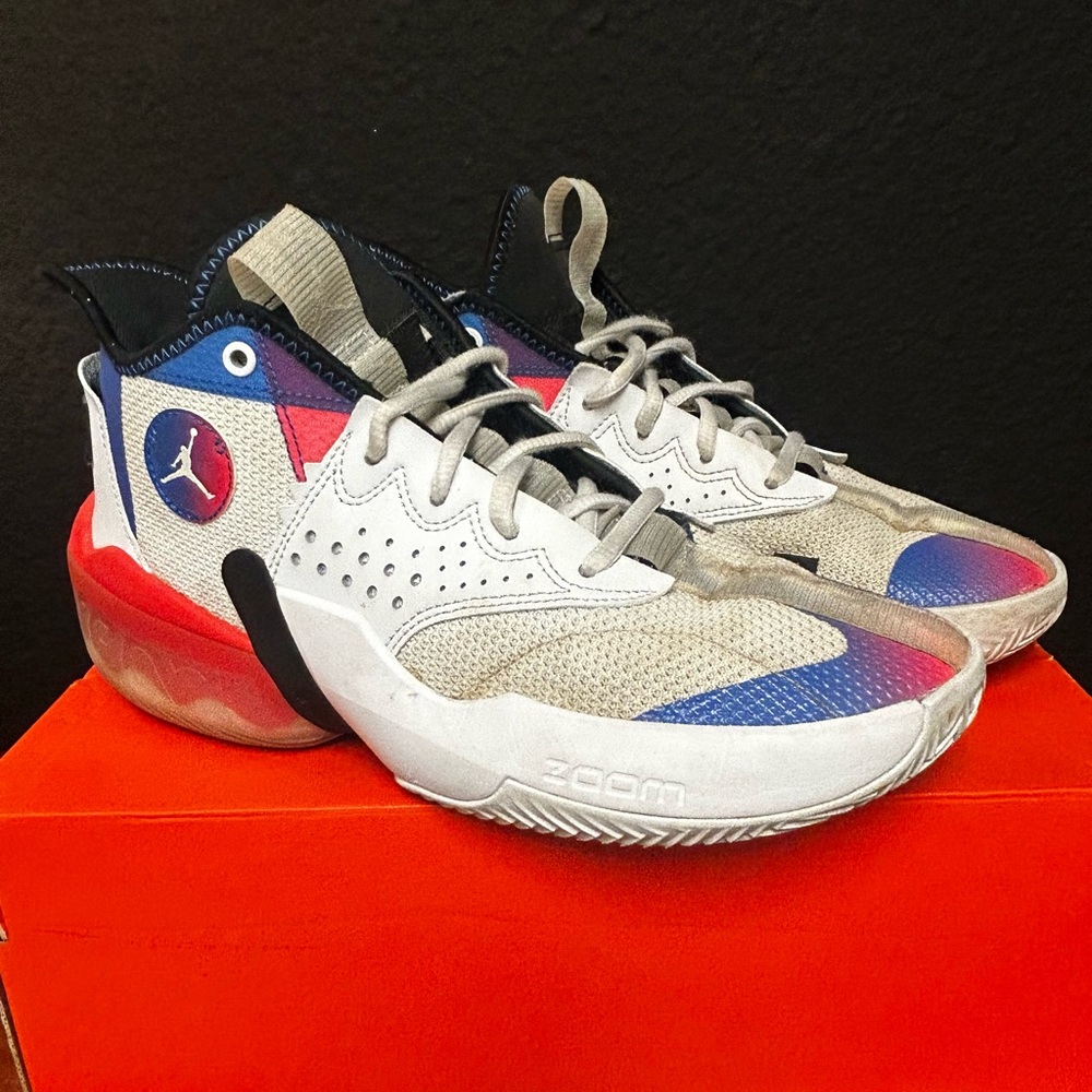 Nike Jordan React Elevation PF 'White Infrared Royal' Sz 8.5 - Picture 2 of 9